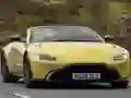 Παιχνίδι Aston Martin Vantage Roadster σε απευθείας σύνδεση Παιχνίδι Aston Martin Vantage Roadster σε απευθείας σύνδεση